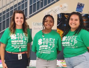 3 teens wearing 4H t shirts