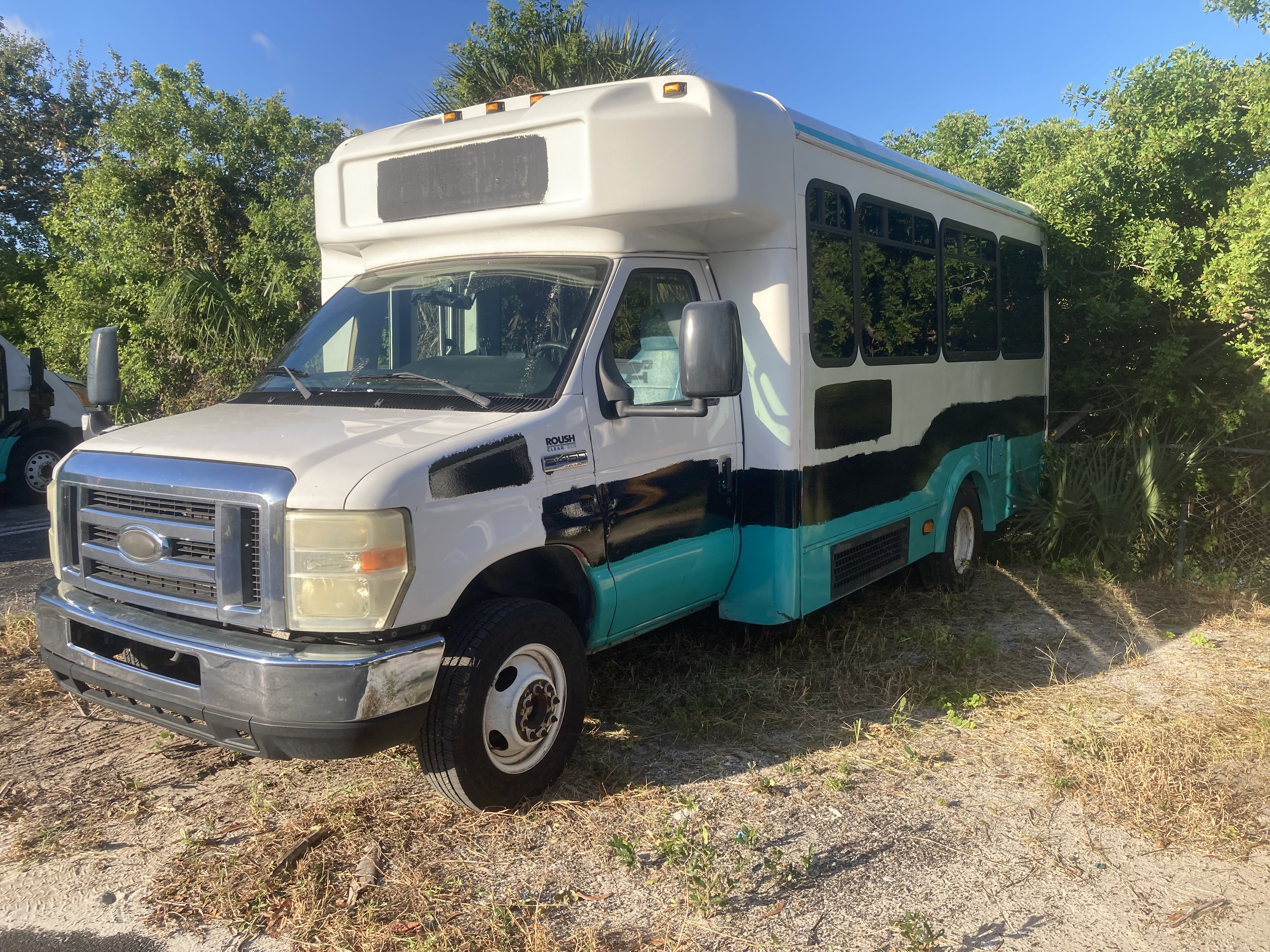 2015 FORD E-450 GLAVAL UNIVERSAL TRANSIT BUS