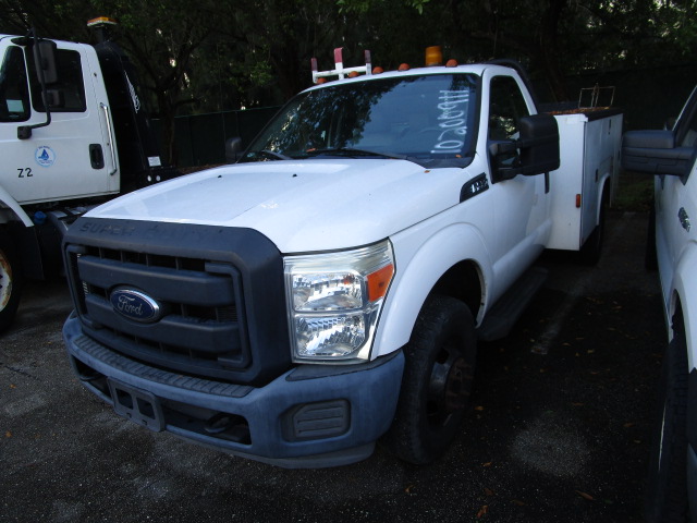 2016 FORD F-350 1 TON UTILITY TRUCK