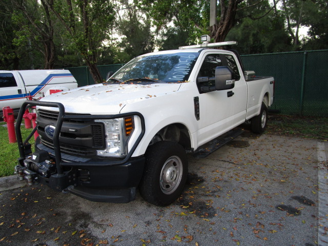 2019 FORD F-250 3/4 TON 4X4 PICKUP TRUCK