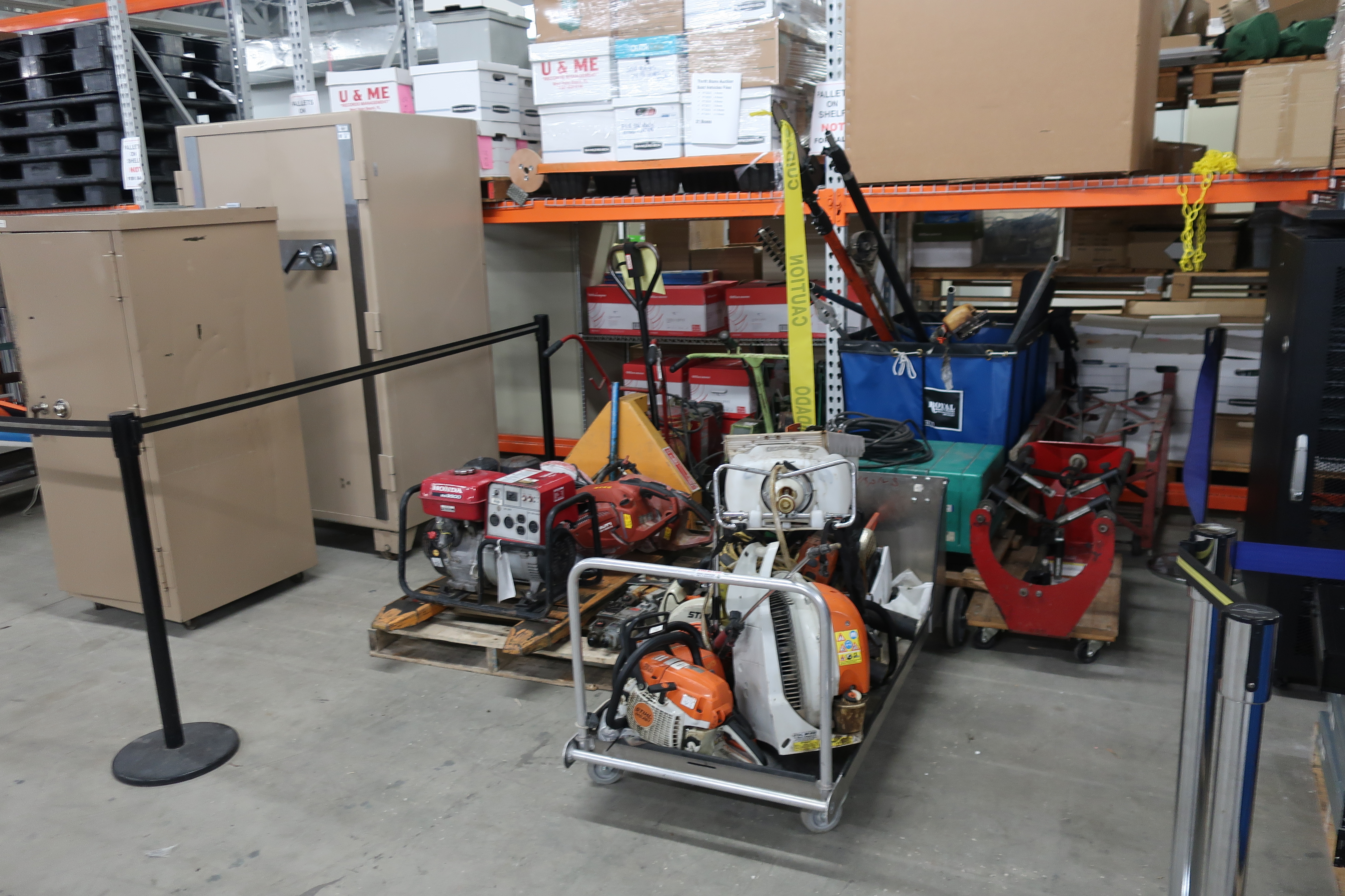 LOT OF MISC. LAWN & MAINTENANCE EQUIPMENT