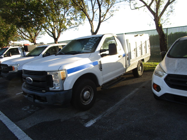 2018 FORD F-250 3/4 TON CAGE TRUCK