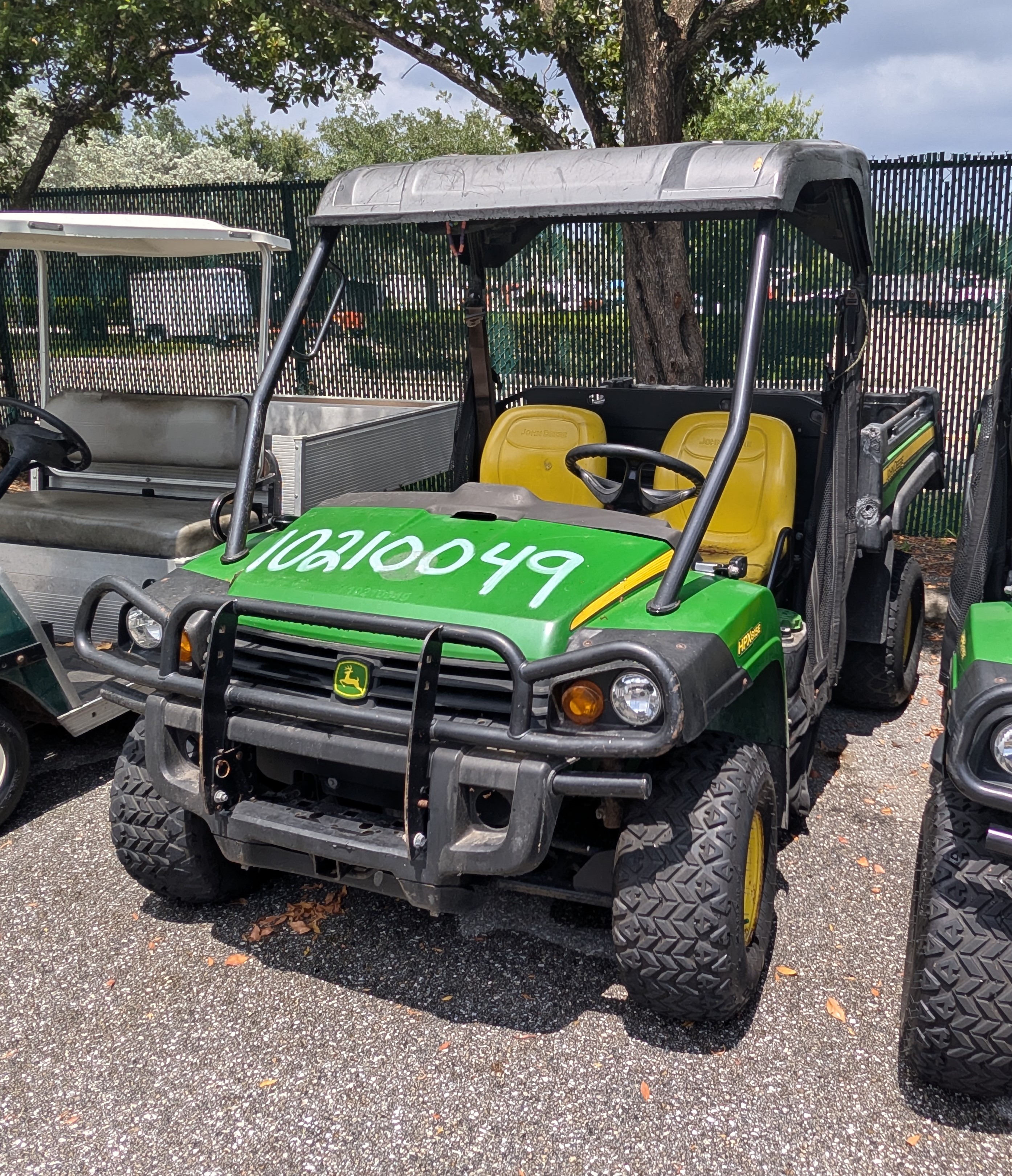 2019 JOHN DEERE GATOR HPX815E 4X4 UTILITY CART
