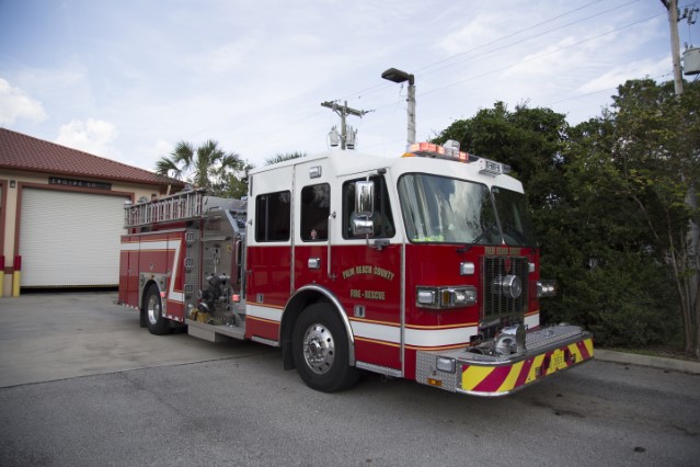 Type of Unit:  Engine
Station:  32
Year Built:  2012
Manufacturer:  Sutphen
Chassis:  Freightliner FL-80
Water Capacity:  750 gallons 
Pump Rate:  1250 gallons per minute 
Foam Capacity:  15 gallons 