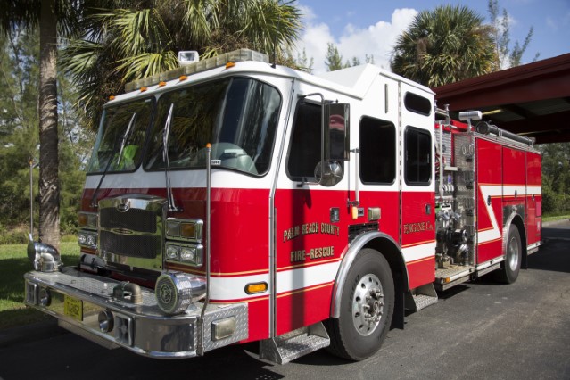 Type of Unit: Engine 
Station: 51 
Year Built:  2006 
Manufacturer:  E-One 
Chassis:  Typhoon 
Water Capacity:  750 gallons  
Pump Rate:  1250 gallons per minute  
Foam Capacity:  15 gallons 