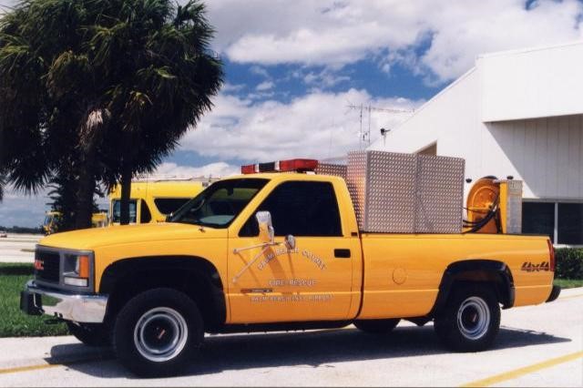 Type of Unit:  Foam 
Station:  81 
Year Built:  1996 
Manufacturer:  GMC 
Chassis:  3500 4x4 Pickup Crash Truck 