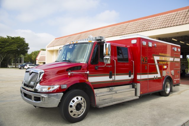 Type of Unit:  Rescue 
Station:  42 
Year Built:  2008 
Manufacturer:  Horton 
Chassis:  International 
