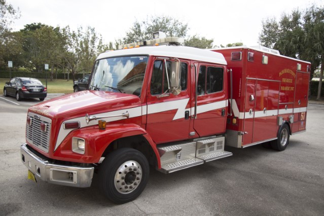 Type of Unit:  Rescue 
Station:  57 
Year Built:  2006 
Manufacturer:  American LaFrance 
Chassis:  M2 