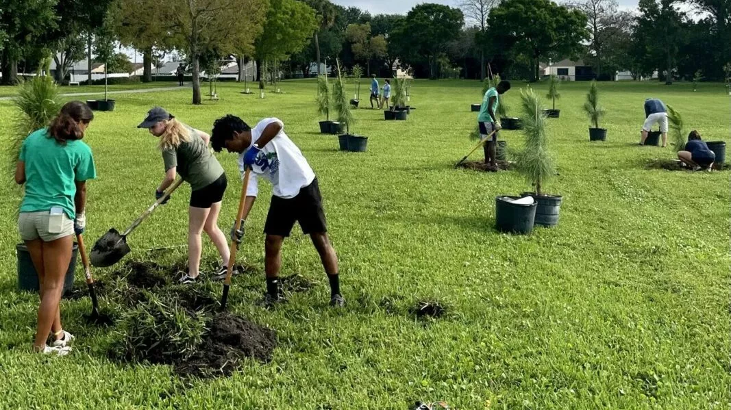 Past Community Greening Tree Planting Event.PNG